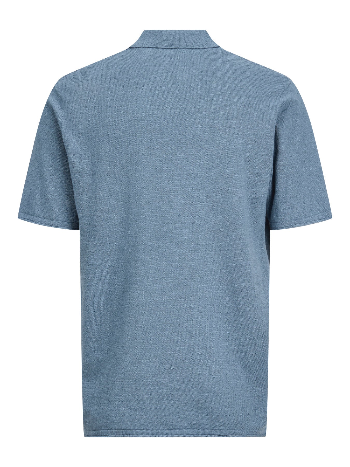 Backsidan av blå stickad pike tröja till pojke. Ungdom kläder i ekologisk bomull till kille, ungdomskläder från Jack & Jones Junior.
JJKANE KNIT SPLIT NECK POLO JNR
12288587