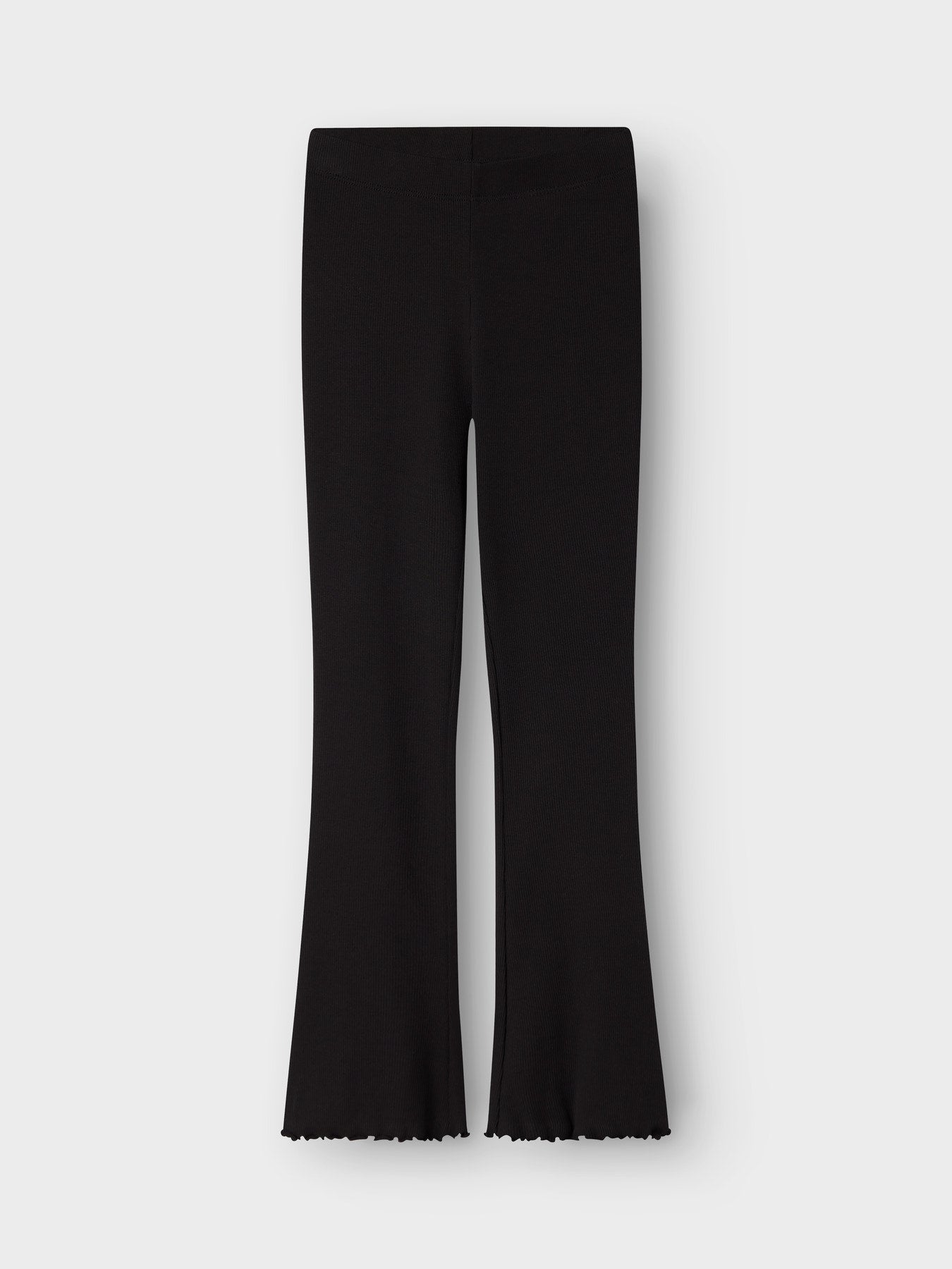 Name It svarta bootcut leggings för flicka i ekologisk bomull med ribbad struktur och mjuk stretchkvalitet