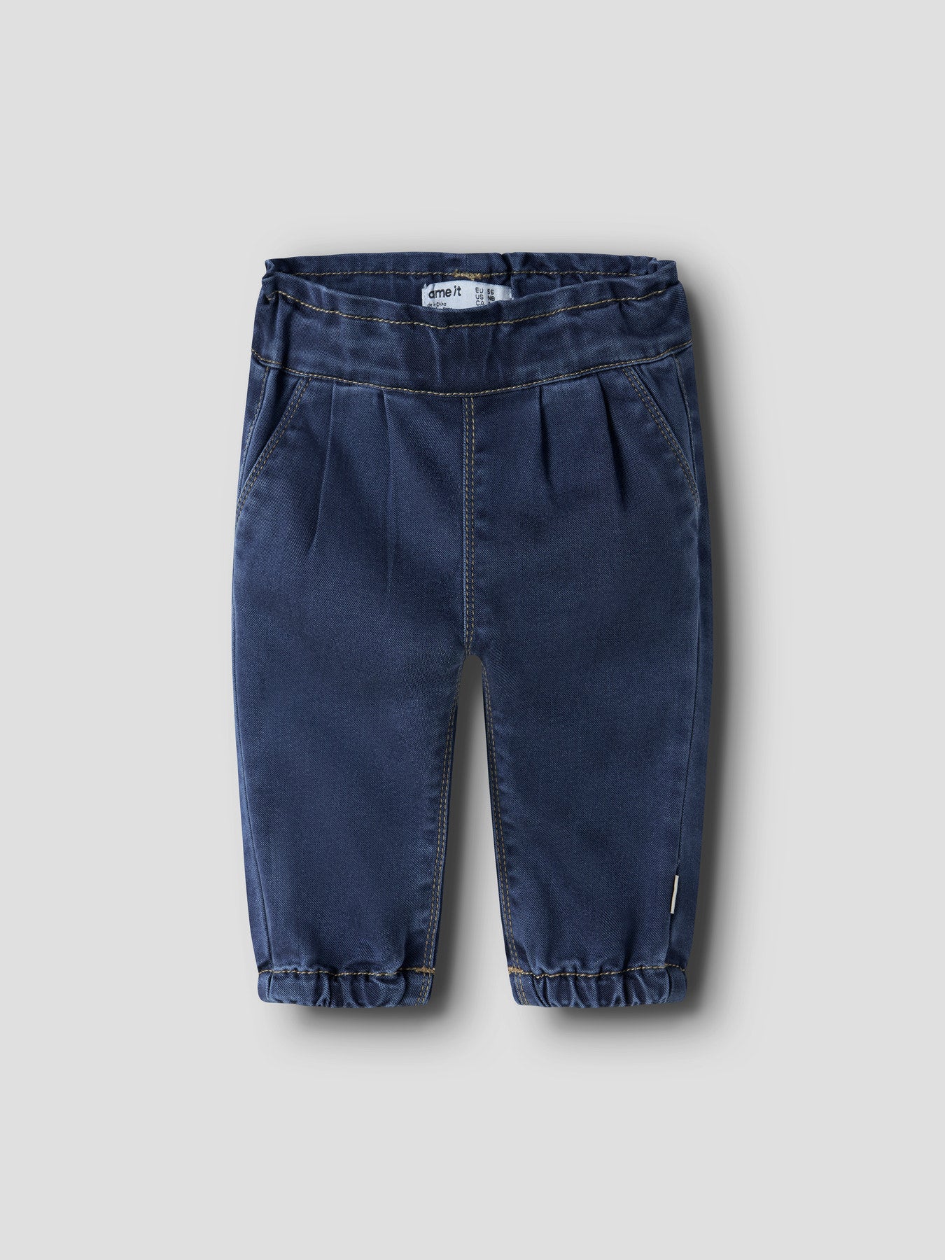 Mörk blå baby jeans till nyfödd bebis flicka från Name it.
NBFROSE ROUND JEANS 2090-TO NOOS
13247881