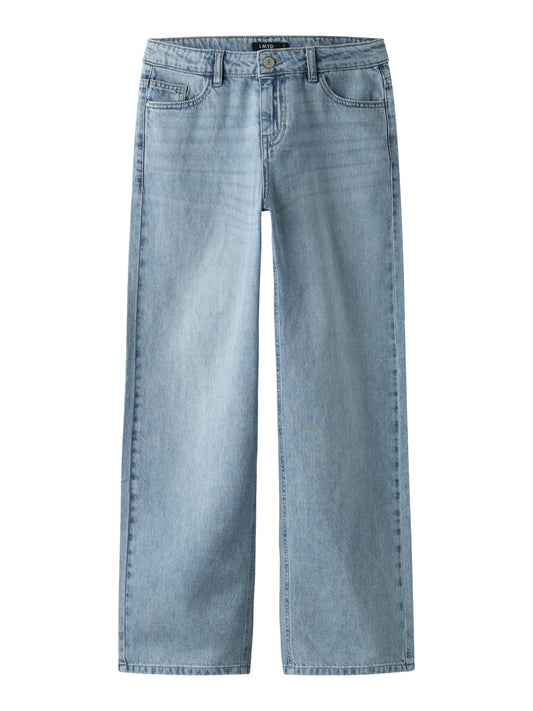 Ljus blå rak jeans till tjej ungdom. Barn och ungdomskläder till flicka från LMTD, straight fit, regular.
NLFBETT DNM LW R STRAIGHT PANT
13252046