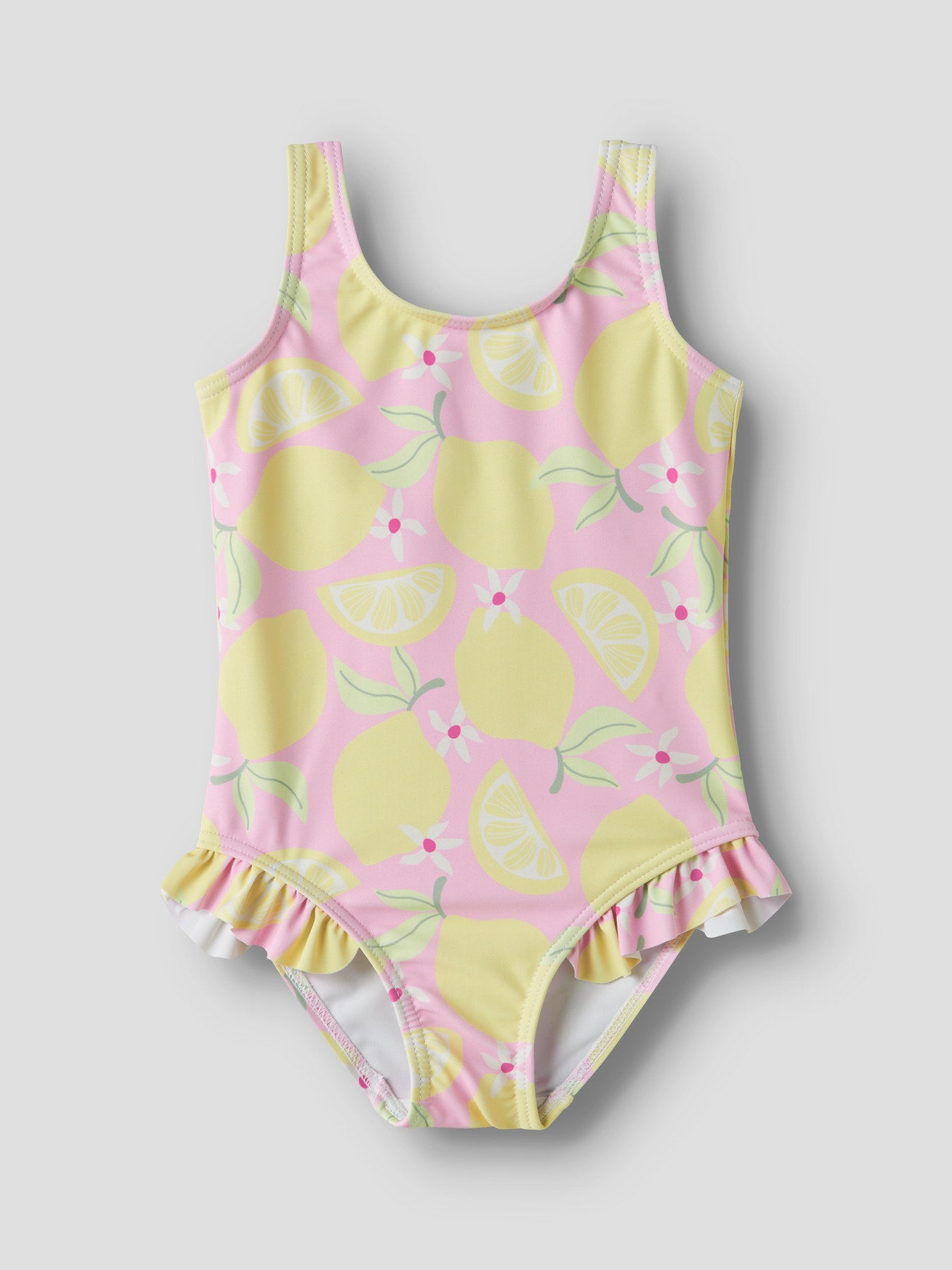 Söt rosa baddräkt med gula citroner till flicka. Baddräkt med volanger och sött mönster till flicka från Name it.
NMFZILUA SWIMSUIT
13253295