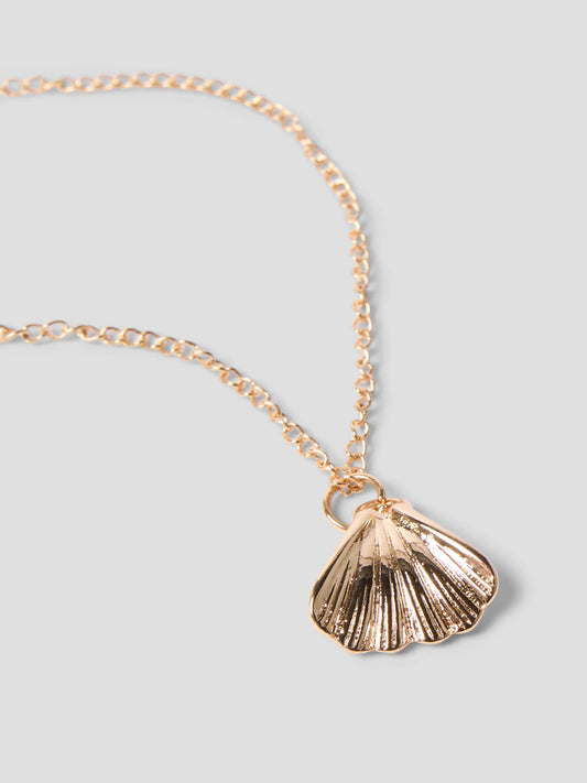 Guld färgat halsband med snäcka till flicka. Tjej smycken till ungdom från LMTD.
NLFFITALE NECKLACE
13255777