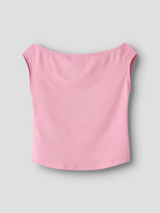 Rosa enfärgad linne med rynkade sidor till flicka. Topp snygg cool topp till flicka från Name it.
NKFHELGU SLIM SH TANK TOP
13255846