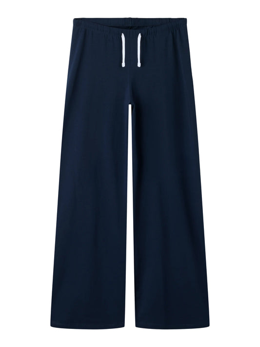 Low waist byxa till ungdom tjej. Vid byxa, låg midja från LMTD till ungdom, barn flicka.
NLFBENEDICTE CON LW WIDE PANT
13255941