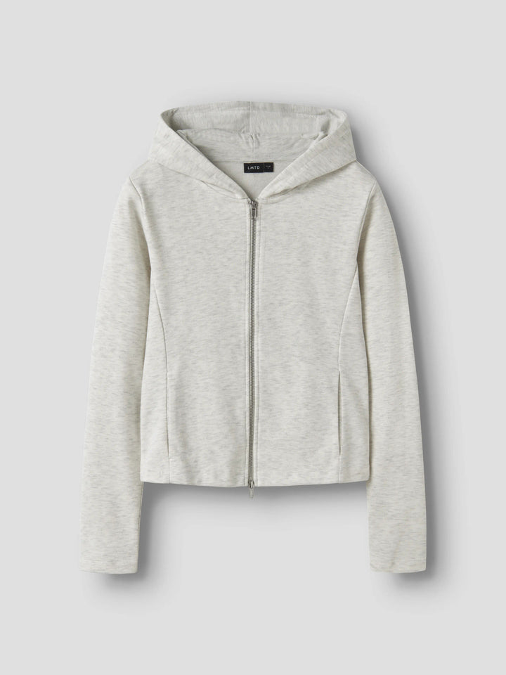 LMTD Lunic ljusgrå hoodiekofta för ungdomstjej med huva, dragkedja, sidofickor och mjuk borstad insida. Modell NLFLUNIC LS BRU S CARDIGAN W. HOOD.