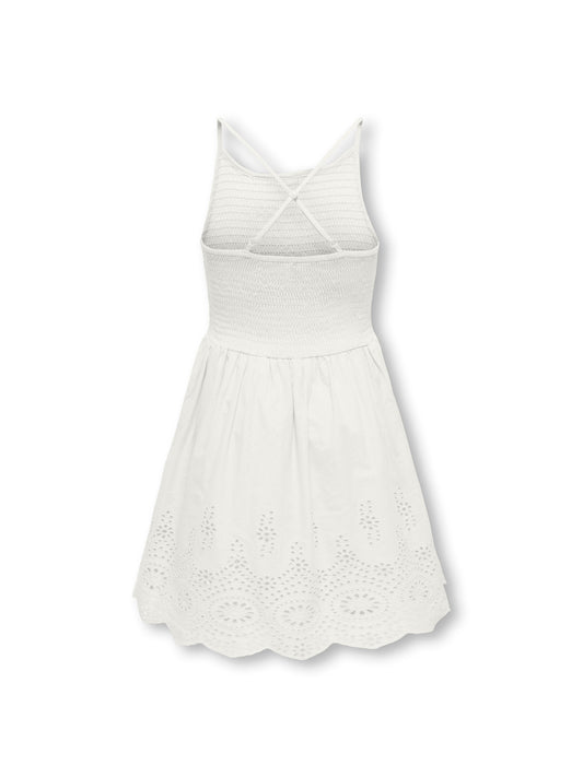 Magiskt fin vit examens klänning till flicka. Klänning med smala axelband till ungdom tjej. Fina detaljer, spet detaljer och korsade axelband.
Ungdomskläder vit klänning från Only kids.
KOGBONDI LIFE STRAP EMB DRESS WVN
15368460