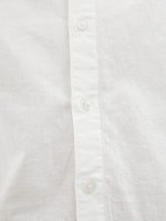 VIt linne skjorta i lin från Jack and Jones. Snygg långärmad vit skjorta till kille ungdom, barn. Ungdoms skjorta perfekt till fest och skolavslutning.
JJEBREEZE LINEN BLEND SHIRT LS SN JNR
12268988