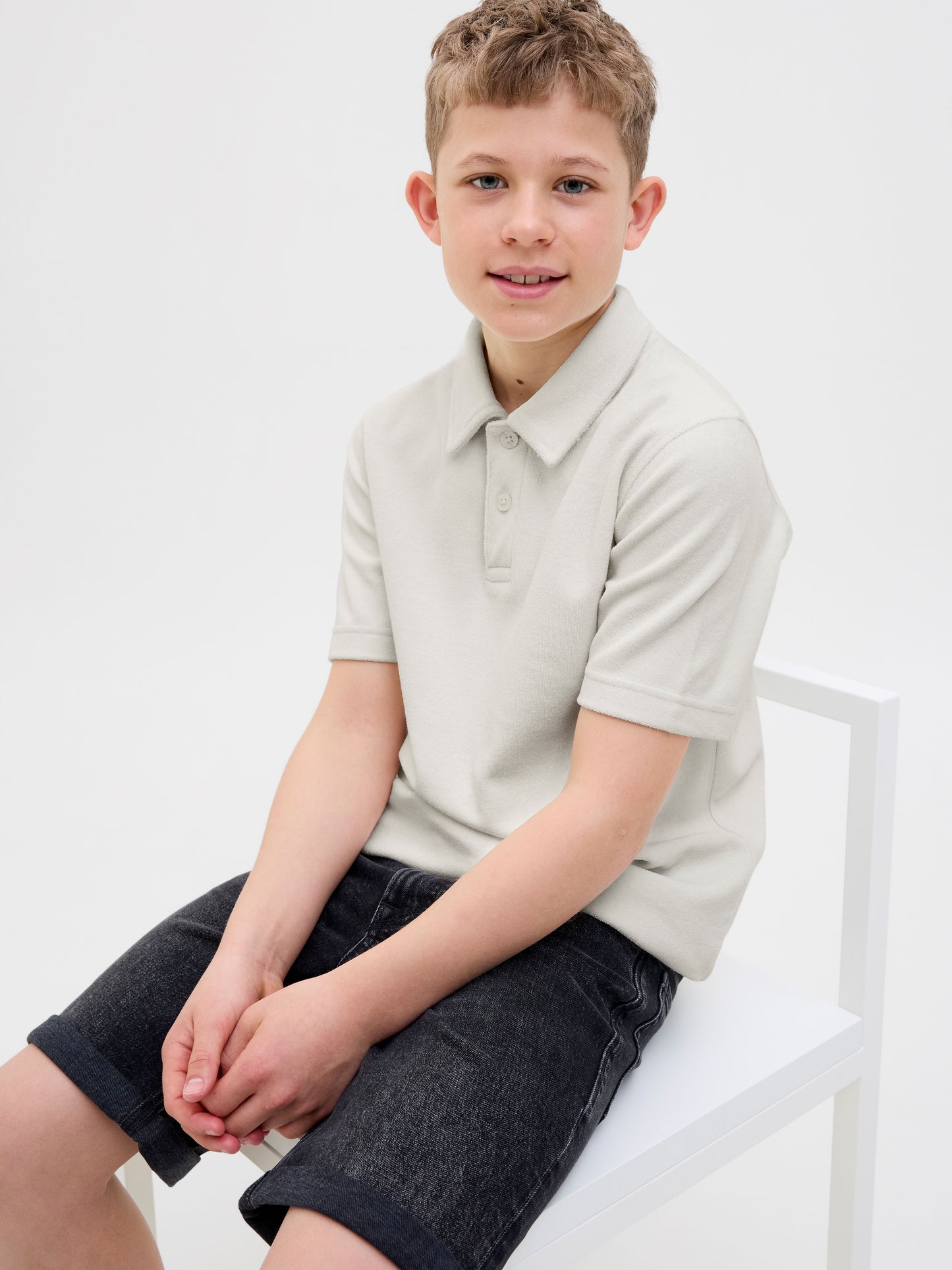 Enfärgad vit piké tröja till kille ungdom. Kortärmad t-shirt polo, pikétröja till pojke från Jack and Jones.
JPRBLABEN SS POLO JNR
12280483