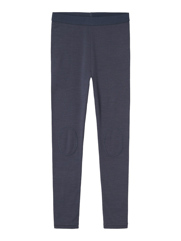 Blå långkalsonger i merino ull till pojke. Enfärgade ull leggings i varmt skönt underställ från Name it.
NKMWILLTO WOOL LONGJOHN
13229092