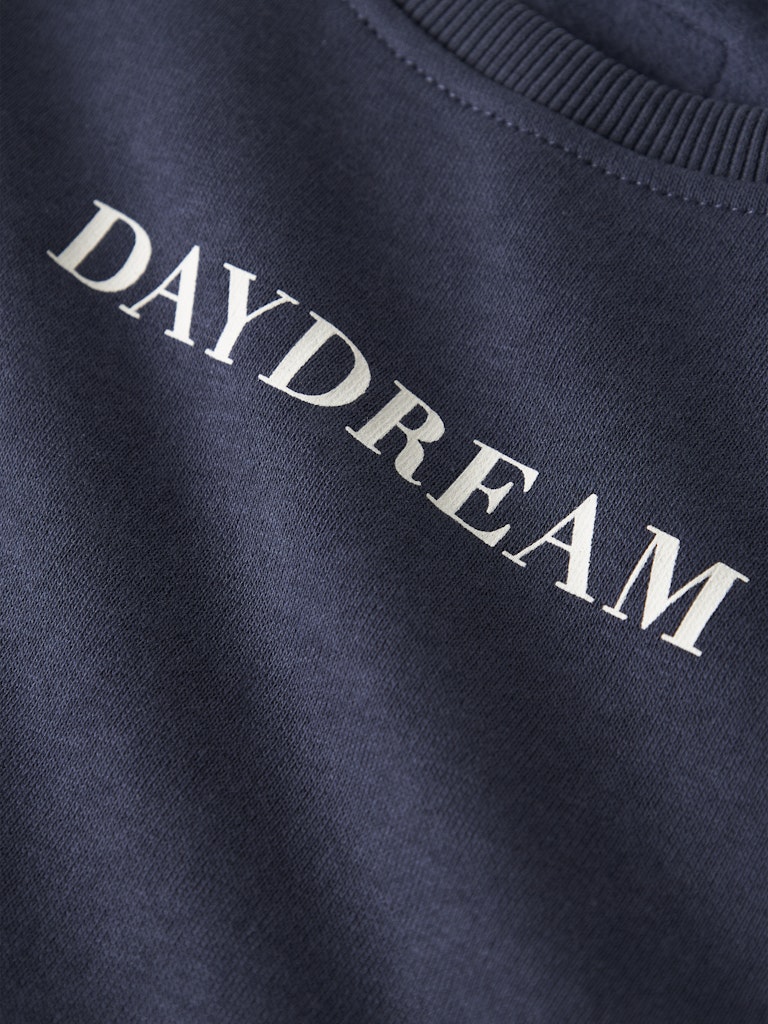 Blå sweat tröja till kille. Sweatshirt från Name it till pojke.
NKMNELLO LS NREG SWE BRU PB
13244934