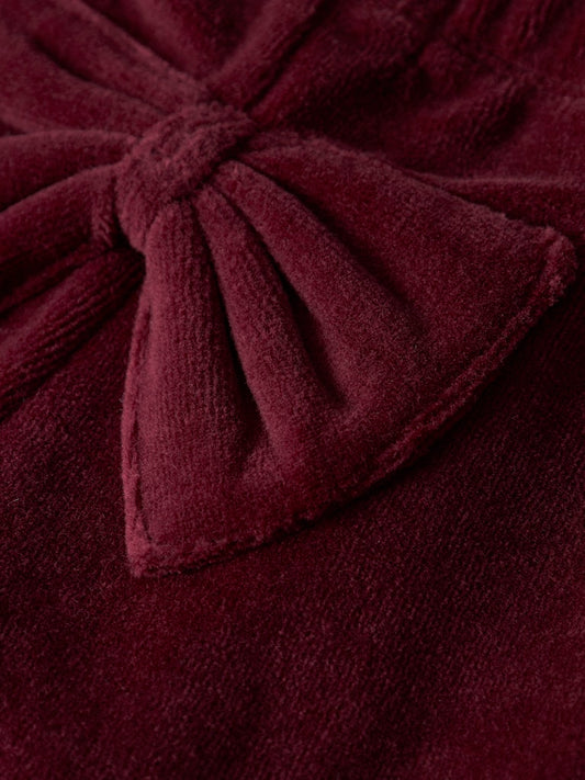Vin röd baby legging i velour med stor rosett på rumpan till flicka. Bebis byxor till nyfödd tjej i ekologisk bomull från Name it.
NBFROXY VEL LEGGING
13249230
