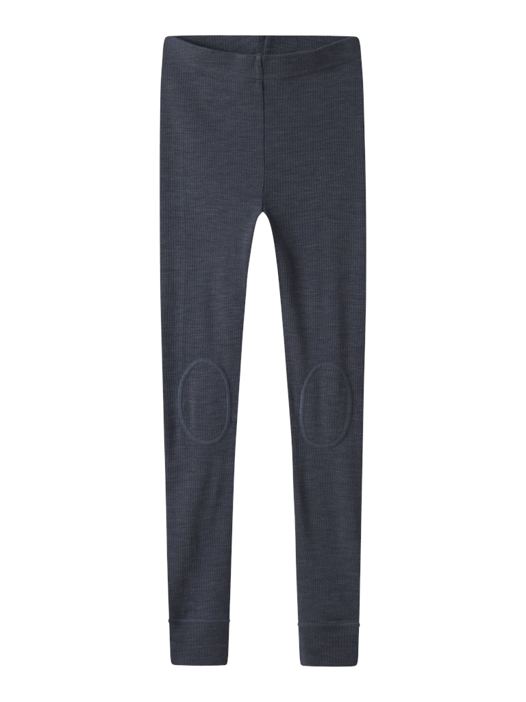 Blå långkalsonger till flicka och pojke. Underställ byxor i merinoull från Name it. Ull leggings till tjej och kille, Ullkläder till barn.
NKNWAX WOOL RIB LEGGINGS
13242138