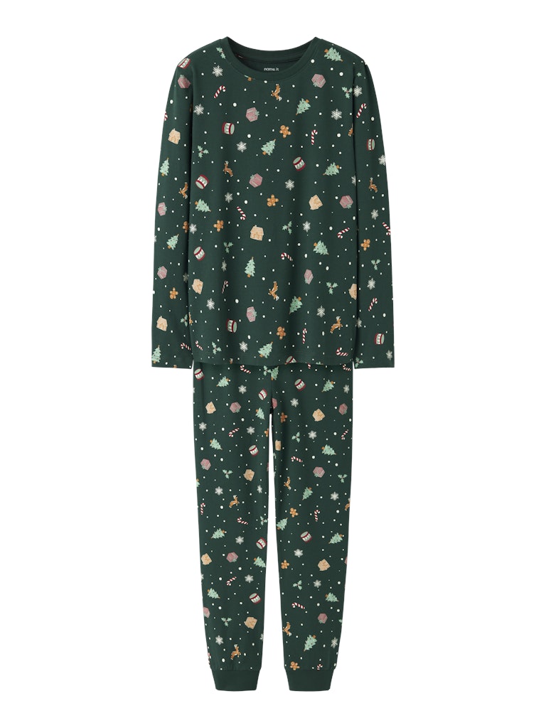 Grön jul pyjams till pojke och flicka. Julig pyjamas med jul motiv till tjej och kille.
NKNVISMAS LS NIGHTSET
13234977