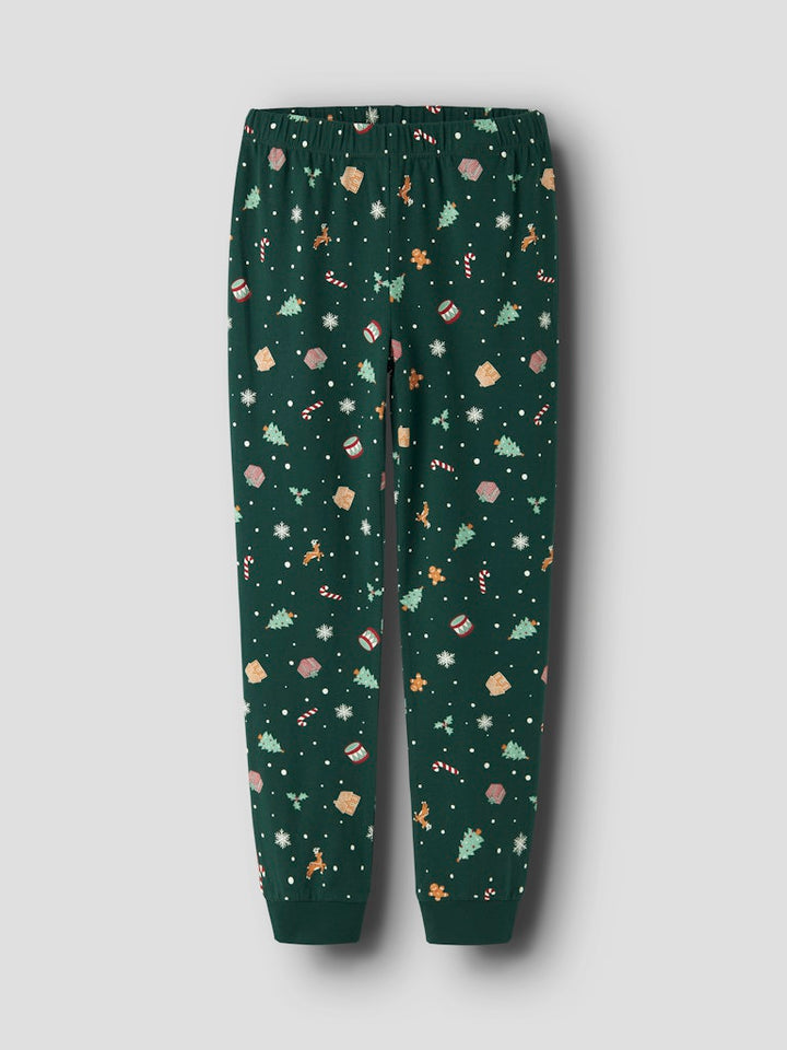 Grön jul pyjams till pojke och flicka. Julig pyjamas med jul motiv till tjej och kille.
NKNVISMAS LS NIGHTSET
13234977