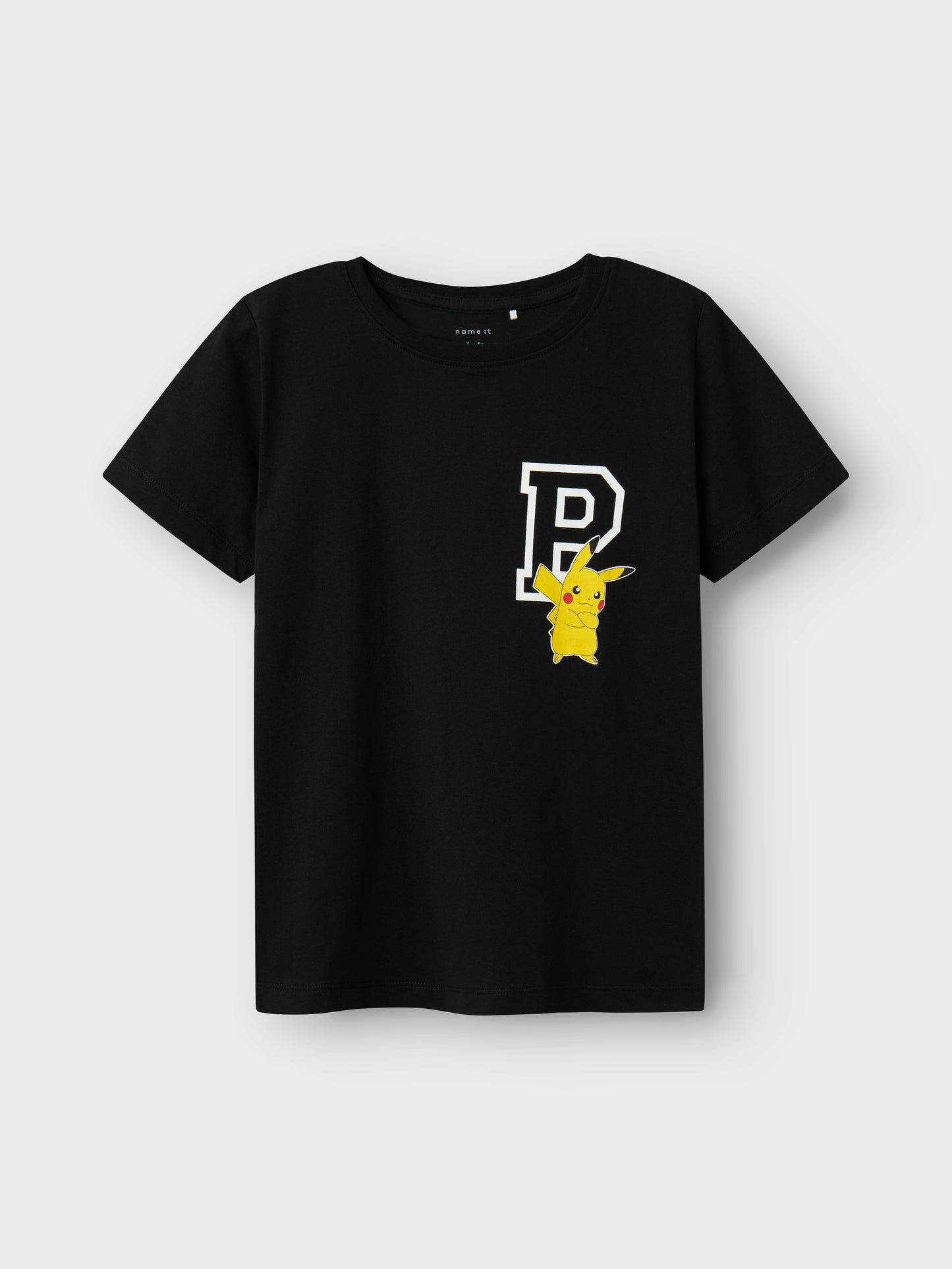 Pokemon t-shirt till pojke. Kortärmad tröja med print på ryggen. T-shirt till kille från Name it.
NKMDEX POKEMON SS NREG TOP BOX NOOS SKY
13238582