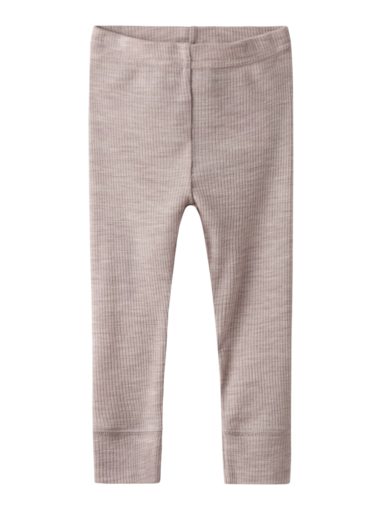 Rosa merinoull leggings till baby. Bebis byxor i ull till flicka. Varm byxa, lager1 i underställ.
NBNWAX WOOL RIB LEGGING NOOS
13242039
