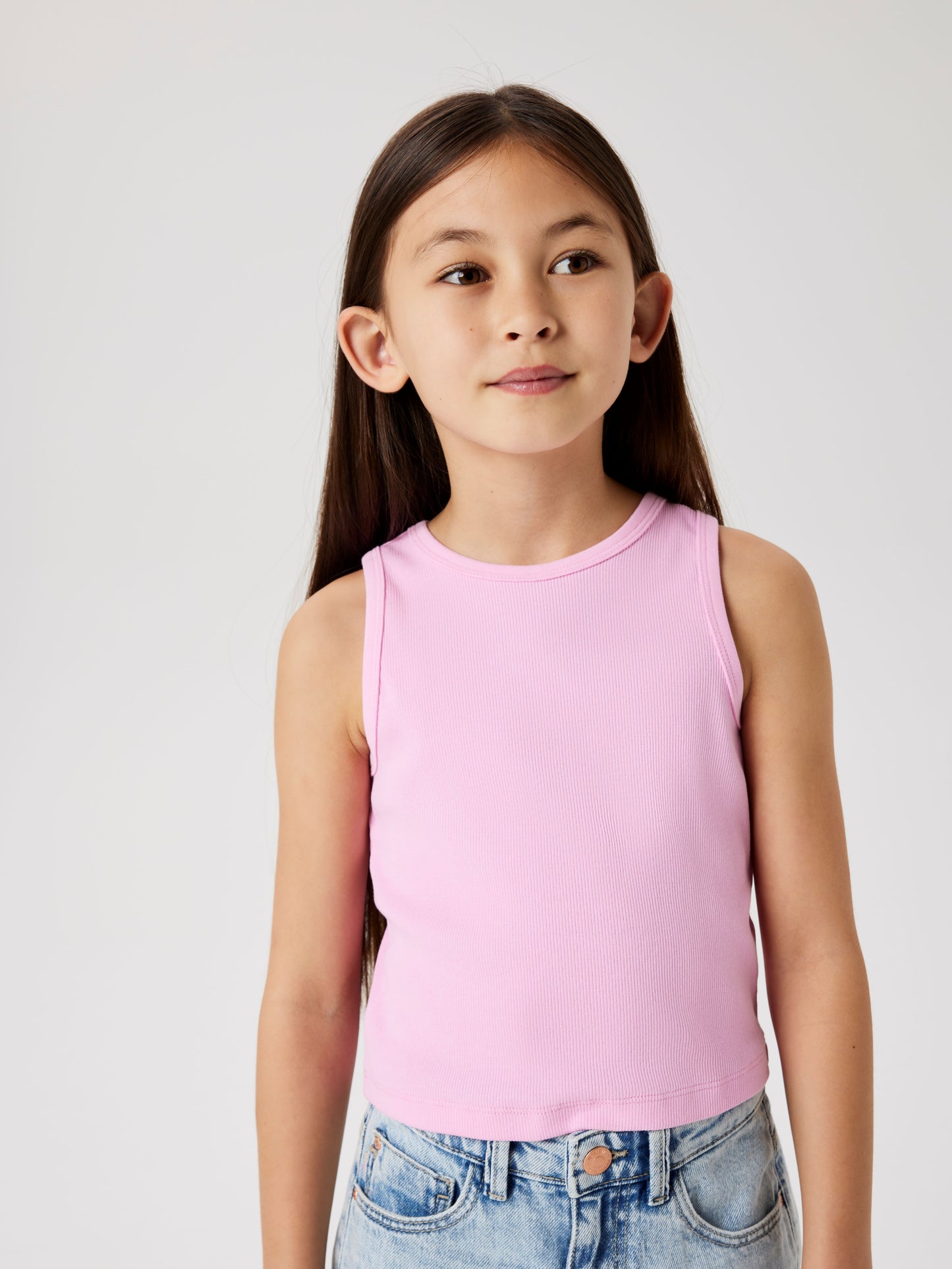 Rosa kort linne till flicka, tjej från Name it.
NKFNAKAL SL SHORT TOP NOOS
13236672