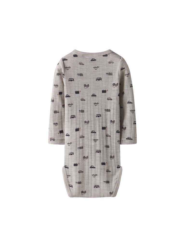 Grå baby body till pojke. Ull body med bilar till bebis pojke. Merino ull, underställ till baby.
NBMWANG WOOL NEEDLE LS BODY NOOS
13229517