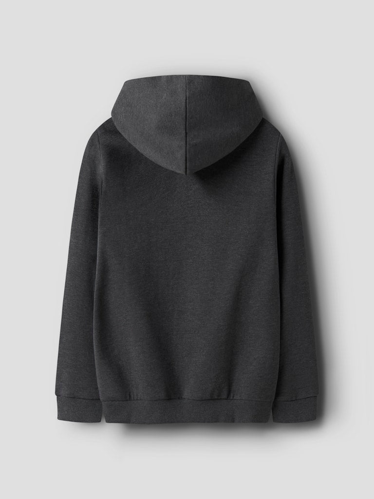 Grå zip jacka i sweat till kille. Pojke tröja, munkjacka, cardigan i ekologisk bomull från Name it.
NKMVIMO LS SWEAT CARD BRU NOOS
13247099