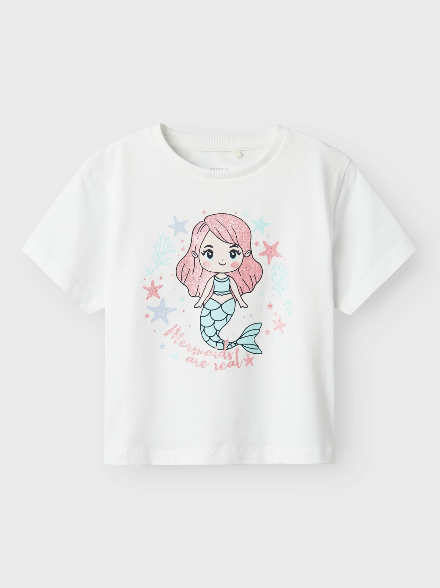 Vit sjöjungfru t-shirt till flicka. Kortärmad topp från Name it.
NMFFREJANE SS NREG TOP
13238061