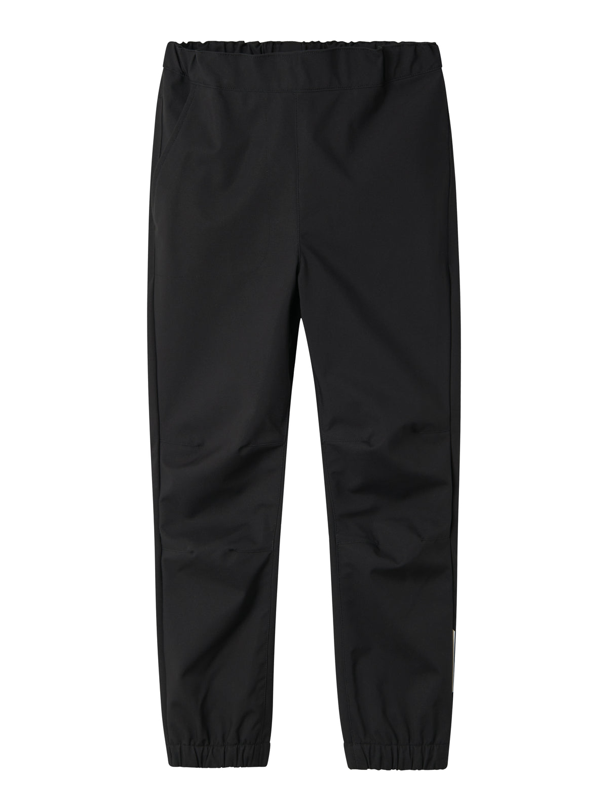 Tunn svart softshell byxa till tjej och kille. Överdrags byxor till kille och tjej från Name it.
NKNALFALIGHT08 PANT REG FO NOOS
13236564