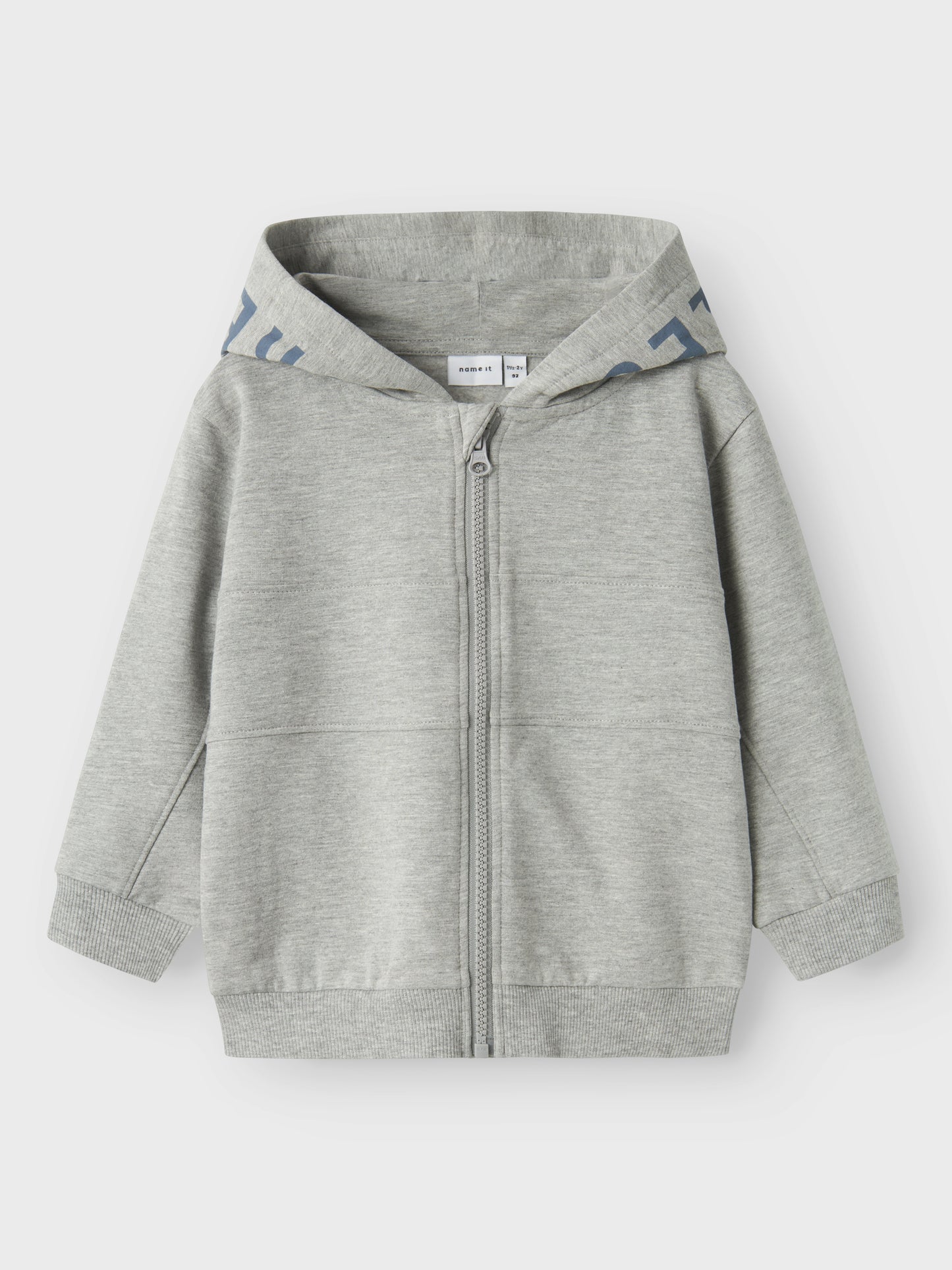 Ljusgrå luvjacka i sweatshirt til pojke. Ekologiska barnkläder, jacka i Grå sweat.
NMMTEMAS NREG SWEAT CARD WH BRU
13238935