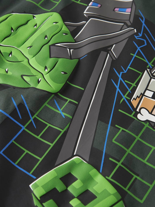 Grå t-shirt med mönster av Minecraft till pojke. Kortärmad tröja Minecraft till kille från Name it.
NKMJUKE MINECRAFT SS NREG TOP BOX BFU
13252199