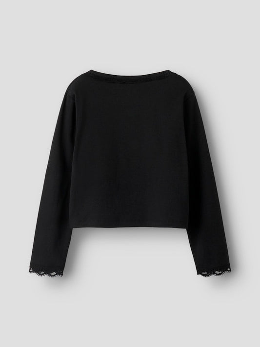 Svart ribbad tröja till flicka. Tjej topp med spetskant i ekologisk bomull från Name it.
NKFBELISA LS SLIM TOP XNOOS
13260517