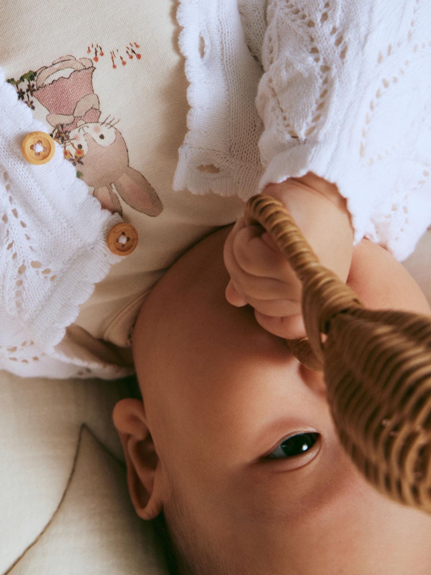 Stickad kofta baby - bebiskofta