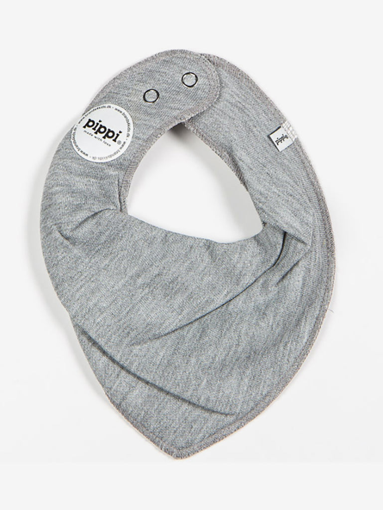 Grå dregglis, bib till baby. Dreggel scarves till bebis flicka och pojke. Unisex scarf från 
Pippi - Bandana Bib - Absorbent
1402