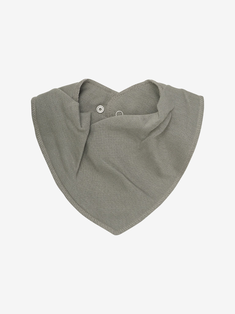 Grön dregglis, bib till baby. Dreggel scarves i dovt grönt till bebis pojke. Unisex scarf från 
Pippi - Bandana Bib - Absorbent
1402