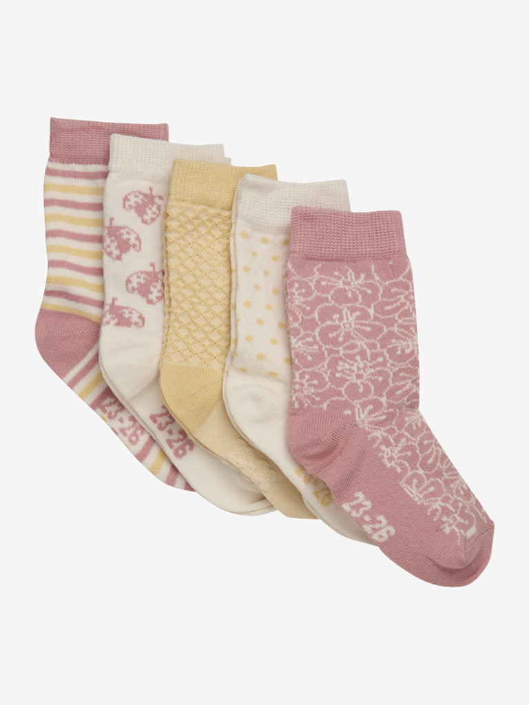 Rosa och gul flerpack barn strumpor till  flicka. 5 pack strumpor från Minymo
Socks w. Pattern (5-pack)
6022 - 575 - Ash Rose