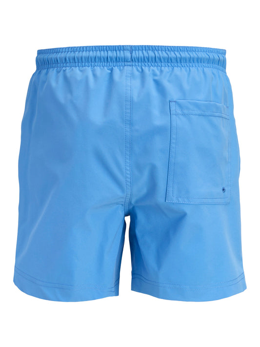 Blå badshorts till kille från Jack and Jones. Snygga blå enfärgade stilrena bad shorts till ungdom kille.
JPSTMAUI NORREBRO SWIM SHORTS JNR
12291868