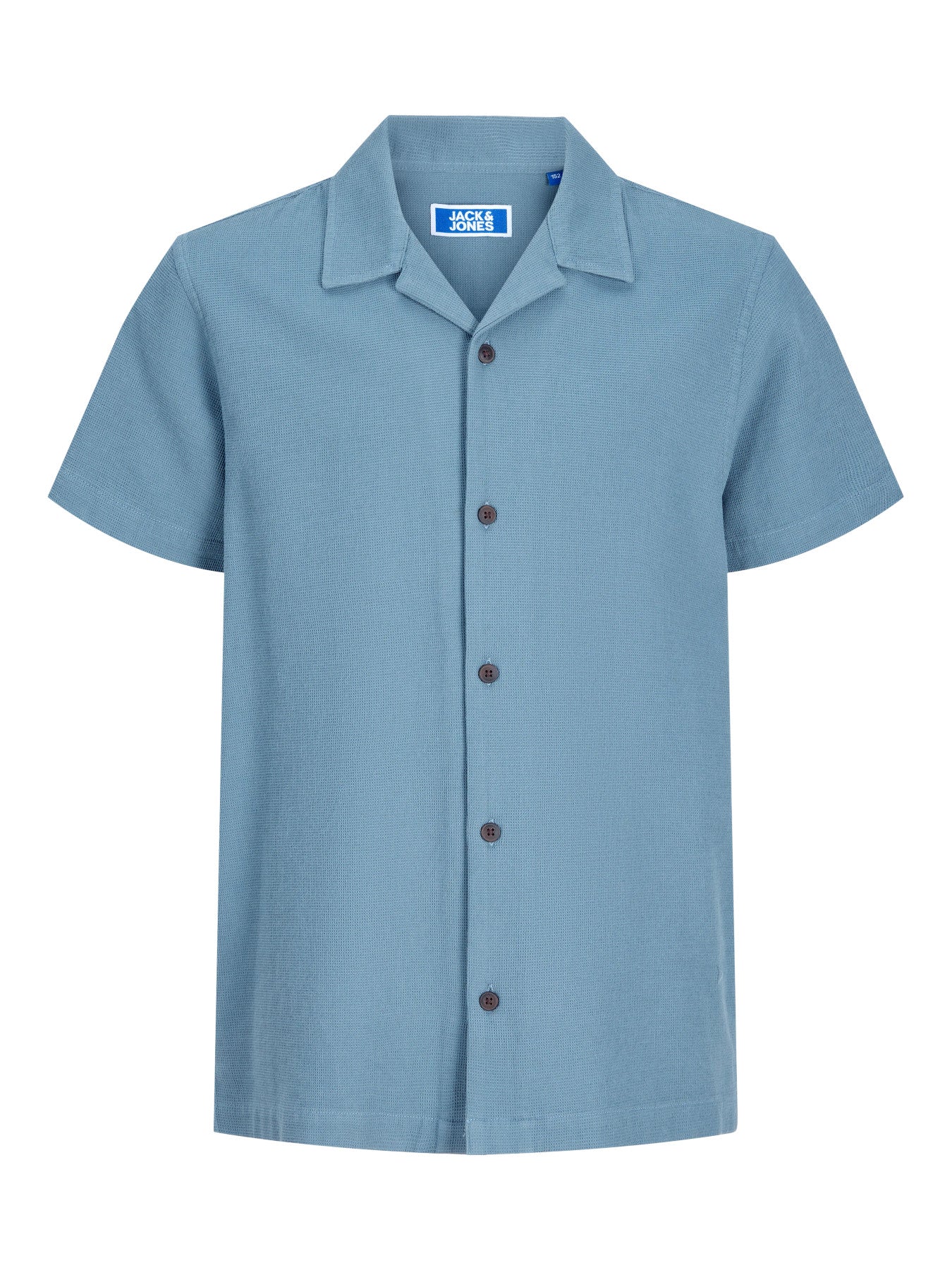 Blå våffelmönstrad skjorta till ungdom kille. Kortärmad sommar skjorta till pojke från Jack and Jones.
JJGLOBAL WAFFLE RESORT SHIRT SS JNR
12295599