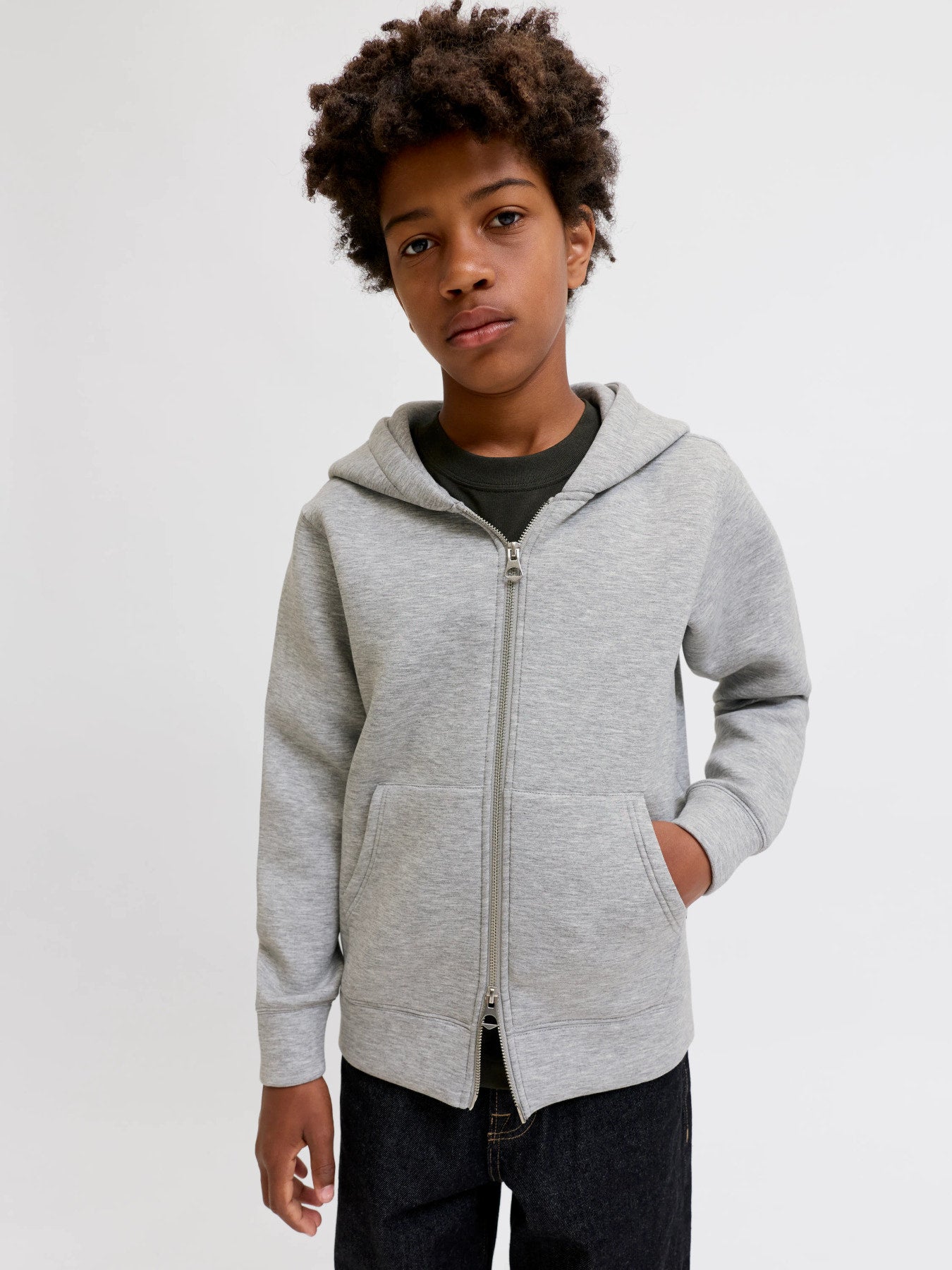 Jack & Jones Junior grå hoodie med dragkedja för ungdom kille.