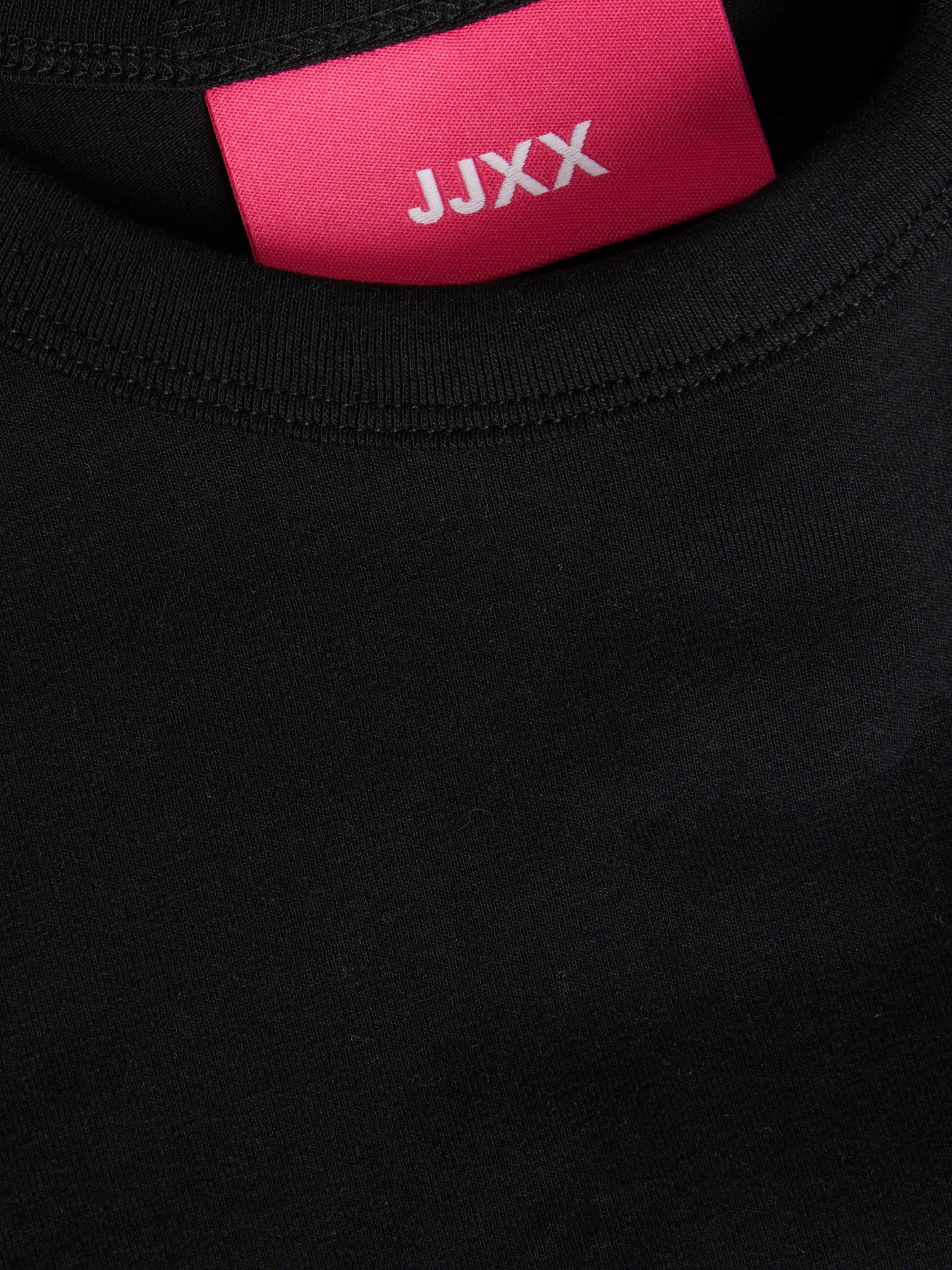 JJXX svart stretch t-shirt för ungdoms tjej i ekologisk bomull med rund hals och mjuk jerseykvalitet