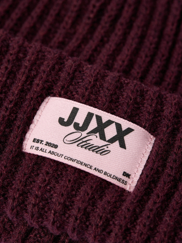 JJXX Othelia ribbstickad vinröd mössa för ungdomstjej med JJXX Studio-label – 12303476