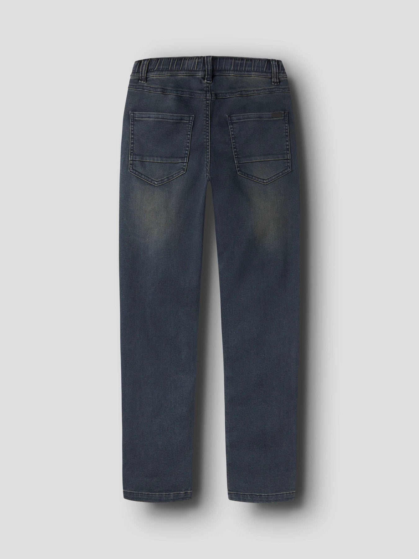 Name It mörkblå slim sweatjeans för pojke med reglerbar resår i midjan och mjuk stretchig denimkvalitet