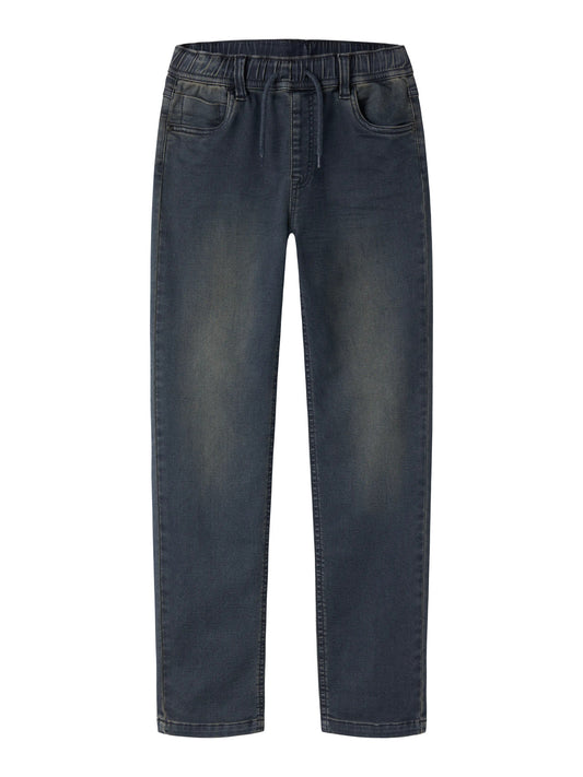 Name It mörkblå slim sweatjeans för pojke med reglerbar resår i midjan och mjuk stretchig denimkvalitet