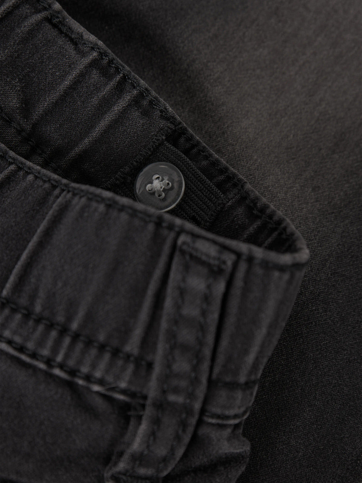 Name It Ryan svarta slim fit joggerjeans pojke kids Black Denim med elastisk midja och dragsko
