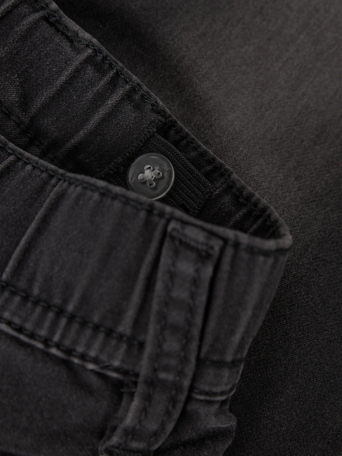 Name It Ryan svarta slim fit joggerjeans pojke kids Black Denim med elastisk midja och dragsko