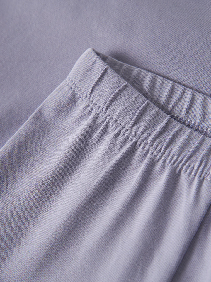 Name It Vuvivian lila  babyleggings i ekologisk bomull med elastisk midja.