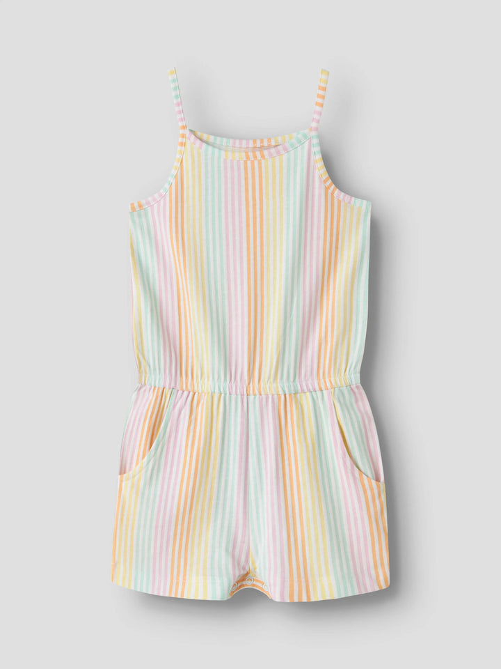 Färgglad regnbåge randig jumpsuit till flicka. Sunsuit, jumpsuit med smala axelband till flicka från Name it.
NMFVIGGA STRAP SUIT
13228171