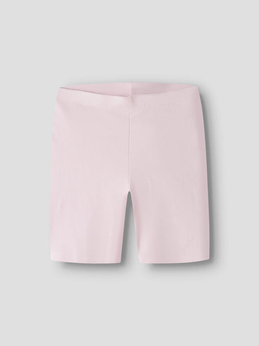 Ljus rosa cykelbyxor, korta biker leggings shorts till flicka från Name ti.
NKFVIVIAN SHORT LEGGING NOOS
13228199
