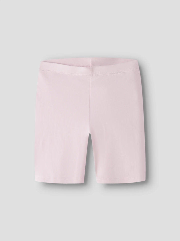 Ljus rosa cykelbyxor, korta biker leggings shorts till flicka från Name ti.
NKFVIVIAN SHORT LEGGING NOOS
13228199