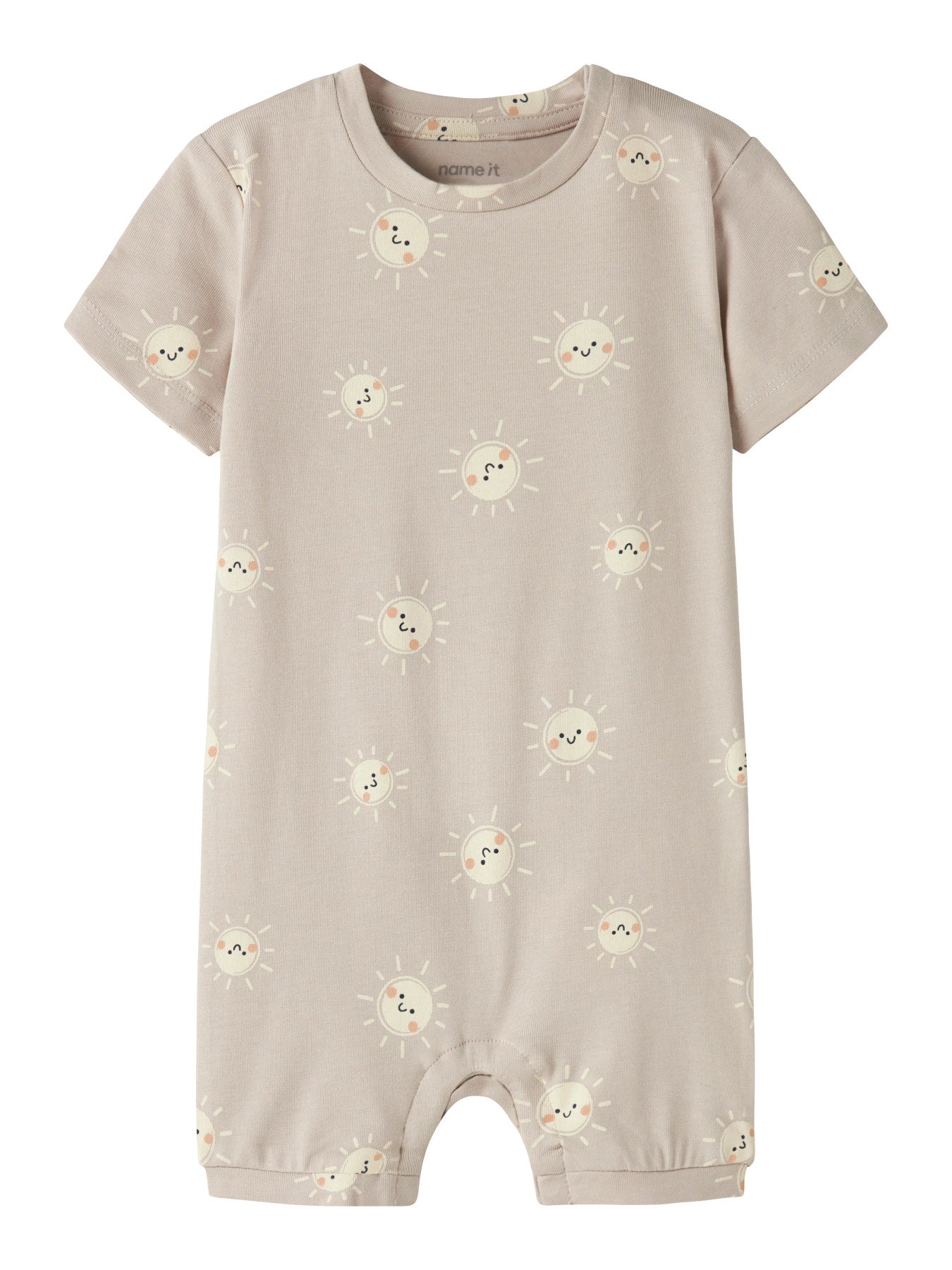 Beige sunsuit till baby pojke. Solig overall soldräkt till nyfödd bebis pojke. Mönstrad bodysuit med solar, onesies från Name it, ekologiska bebis kläder.
NBMVROELS SUNSUIT BOX
13229234