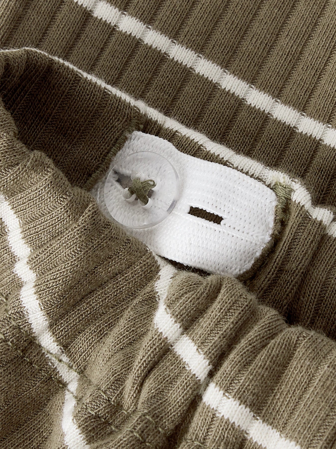 Randig brun och vit baby byxa till bebis pojke. Bebis byxa, ekologiska barnkläder till nyfödd pojke från Lil 'Atelier.
NBMKAIL REG PANT LIL NOOS
13232016