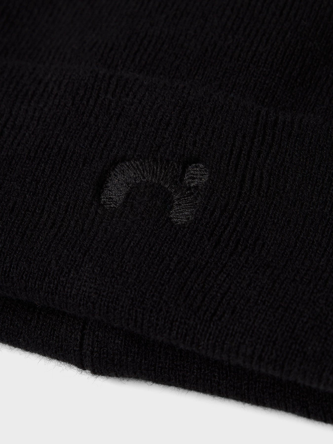 Name It Malik svart stickad mössa för barn kids unisex – 13233469