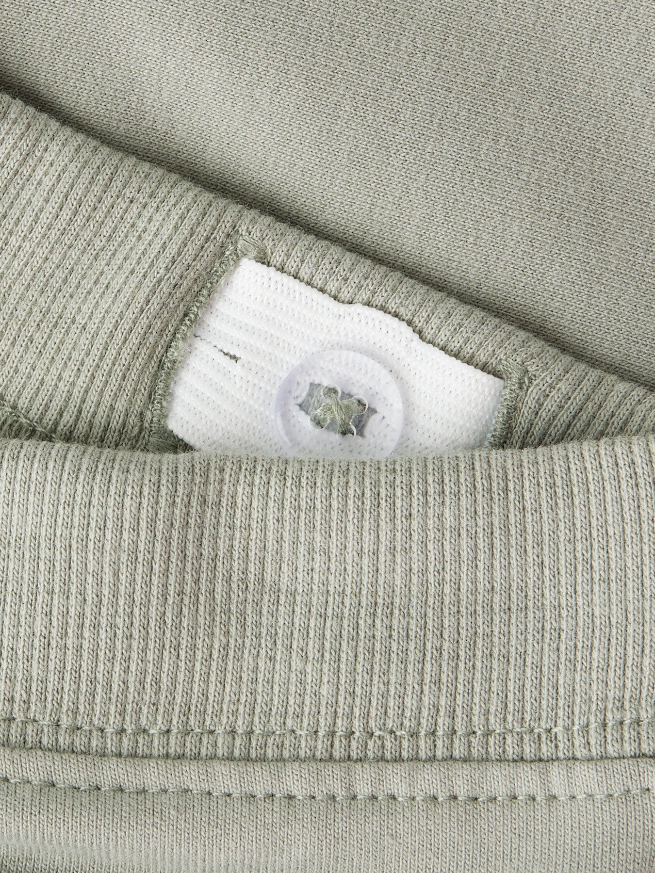 Grön unisex sweat byxa till baby flicka och bebis pojke. Unisex byxa till nyfödd i ekologisk bomull från Name it.
NBNTAKKI SWEAT PANT NOOS
13235556
