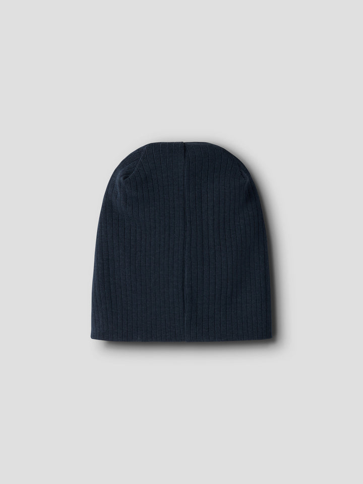 Ribbad mörk blå tunn vår mössa till pojke. Mjuk skön mössa i ekologisk bomull från Name it.
NMNMEX BEANIE
13238330